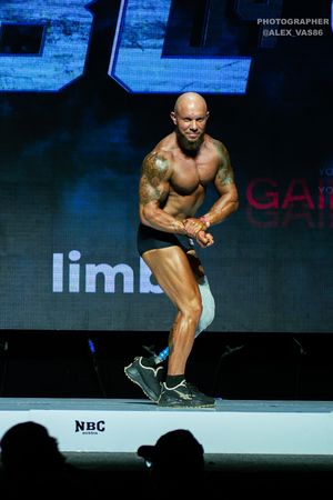 ЖЕЛЕЗНЫЙ ЧЕЛОВЕК CLASSIC PHYSIQUE_